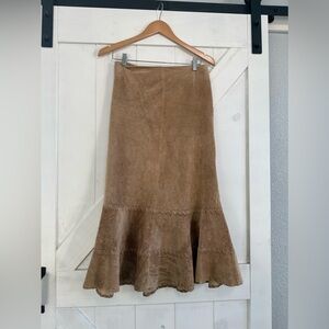 Chico's brand tan suede leather skirt whipstitch ruffled hem size 1